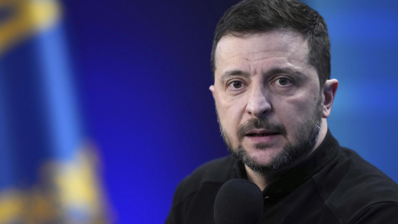 Азаров назвал цель Зеленского на переговорах в Стамбуле