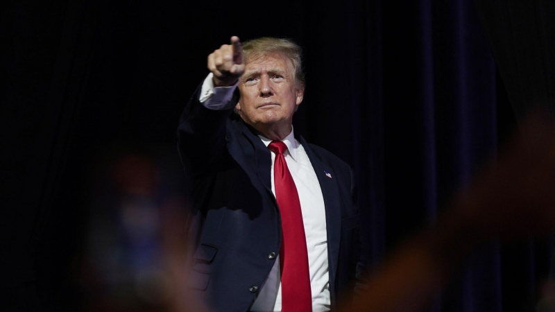 Опрос показал, кого республиканцы поддерживают в конфликте Трампа и Маска