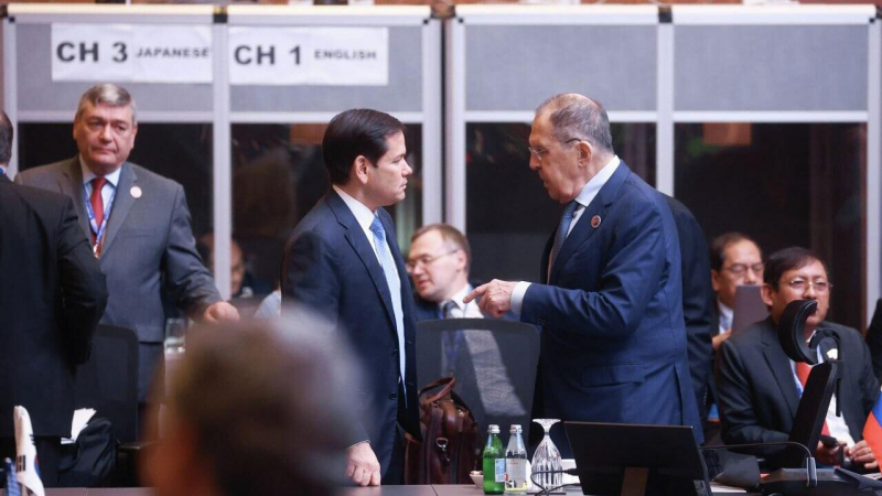 Рубио не стал раскрывать тему пятничного разговора с Лавровым