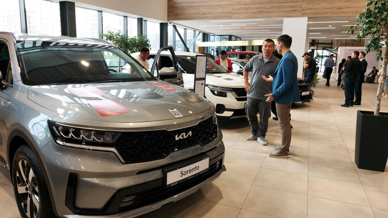 Продажи новых автомобилей в Казахстане выросли на 36%
