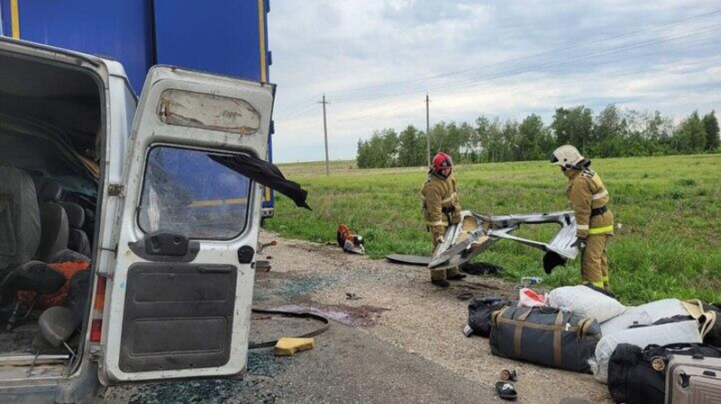 Шесть человек погибли в ДТП в Костанайской области